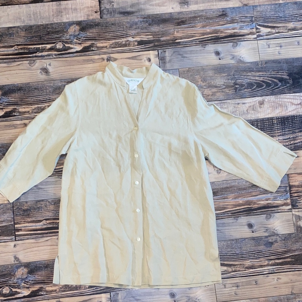 Orvis Linen Silk blend v neck  Button Down Shirt